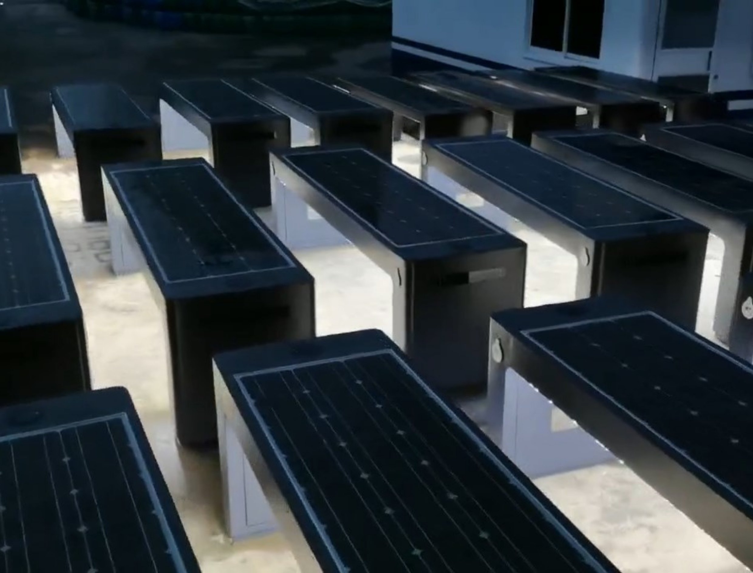 Solar Smart Bench